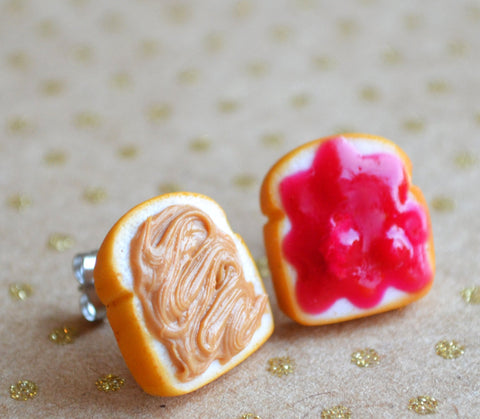 Peanut Butter and Jelly Stud Stud Earrings, Strawberry